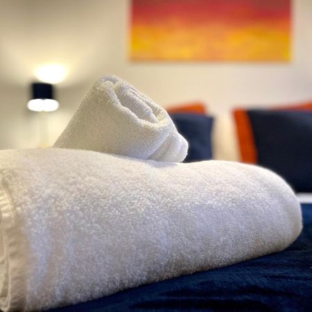 Bright & Cosy One Bedroom Apartment - 2 Beds - Perfect Base In Bishop'S Stortford Zewnętrze zdjęcie